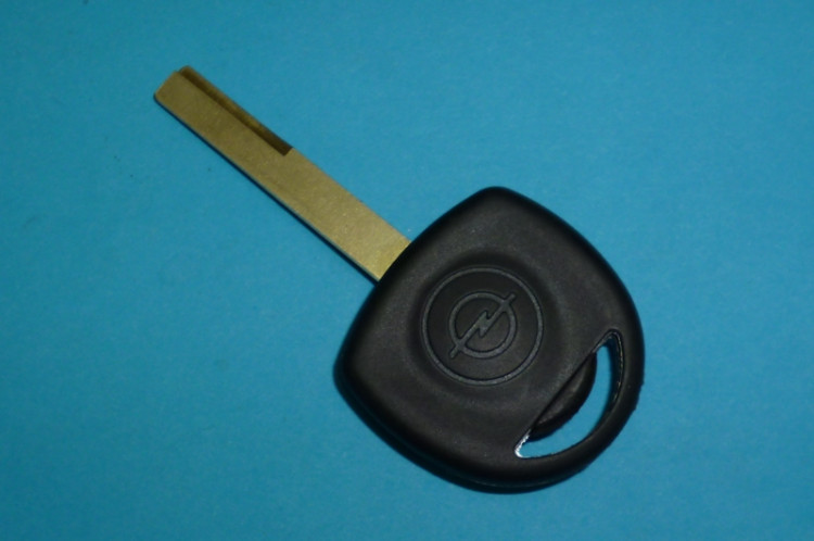 Ключ опель зафира б. Опель Зафира 2000 ключ чип. Opel Astra g 2003 ключ зажигания. Чип ключа от Опель Вектра б. Корпус ключа Опель Вектра с.